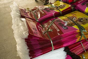 Κόκκινη ρυζιού συσκευασίας τσαντών ταϊλανδική Frangrant εκτύπωση ταινιών Bopp σάκων ρυζιού υφαμένη PP